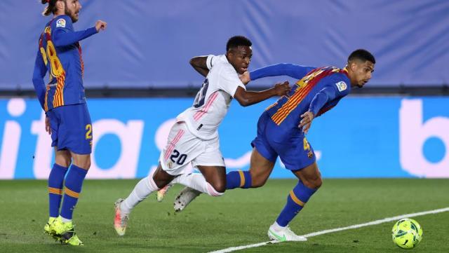 乐鱼在线-齐达内战术击败巴萨352,科曼变招距扳平只差毫厘